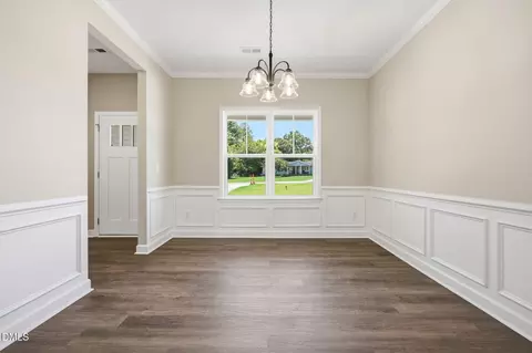 Dining - 125 Wilson St, Erwin, NC 28339 photo 1 of 2