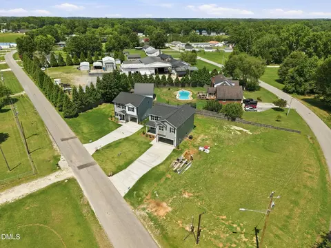 View/Area - 125 Wilson St, Erwin, NC 28339 photo 4 of 10