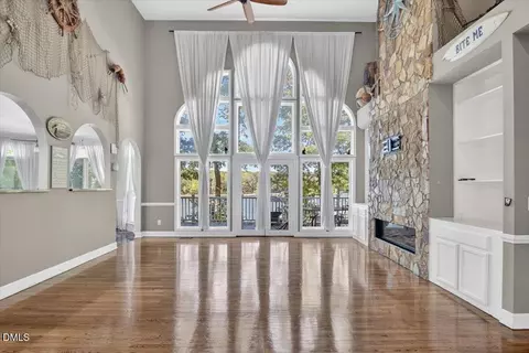 Living - 152 Boulder Blvd, Manson, NC 27553 photo 2 of 3