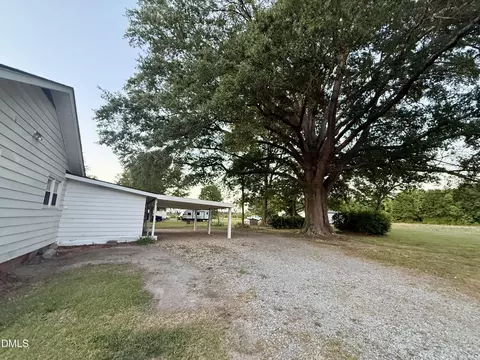 1439 Hill Rd, Smithfield, NC 27577 photo 6