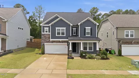 104 Gabbro Pl, Holly Springs, NC 27540