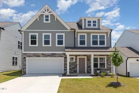 311 Horseshoe Pl, Angier, NC 27501