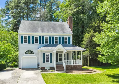 7500 Drayton Ct, Raleigh, NC 27615