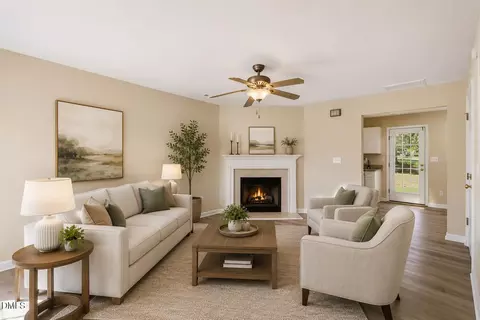 2125 Ventana Ln, Raleigh, NC 27604