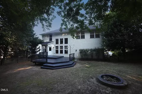 Exterior - 1464 Big Leaf Loop, Apex, NC 27502 photo 4 of 5