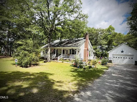 2012 Southfort Dr, Garner, NC 27529