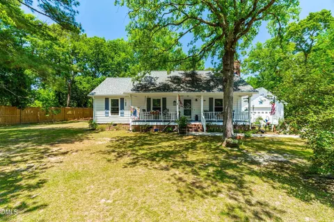2012 Southfort Dr, Garner, NC 27529