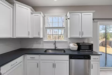 Kitchen - 93 Spring Crest Dr, Angier, NC 27501 photo 5 of 8