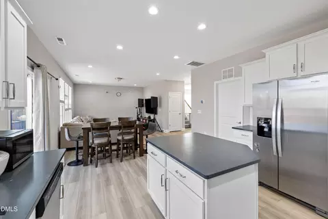 Kitchen - 93 Spring Crest Dr, Angier, NC 27501 photo 7 of 8
