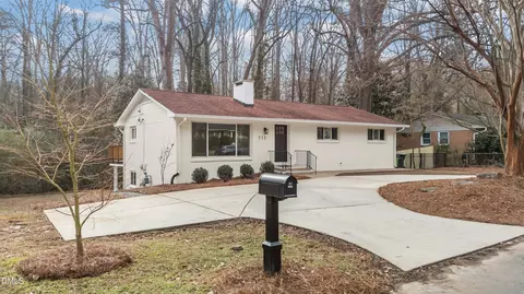 712 Beaver Dam Rd, Raleigh, NC 27607 photo 2