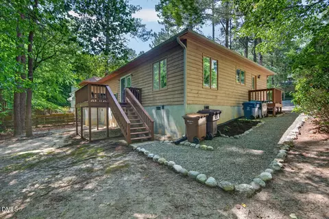 Exterior - 9 Lansgate Ct, Durham, NC 27713 photo 8 of 15