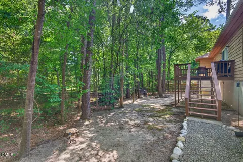 Exterior - 9 Lansgate Ct, Durham, NC 27713 photo 9 of 15