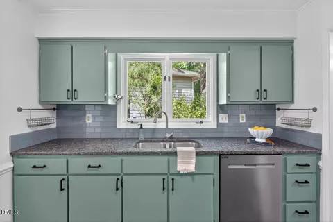 Kitchen - 9 Lansgate Ct, Durham, NC 27713 photo 4 of 4