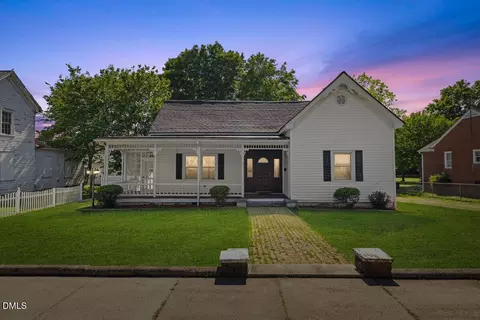 305 Broad St, Oxford, NC 27565