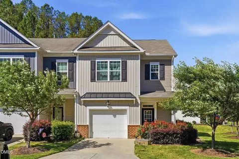 921 Saratoga Dr, Durham, NC 27704