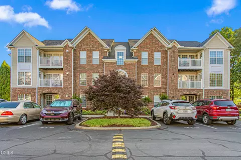2219 Delaney Dr # 214, Burlington, NC 27215
