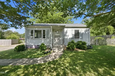 606 Walker Ave, Graham, NC 27253