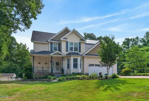 545 Ryans Ln, Clayton, NC 27520