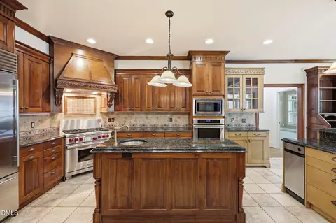 Kitchen - 6324 Wakefalls Dr, Wake Forest, NC 27587 photo 2 of 7