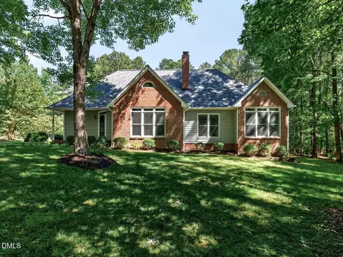 2028 Lovdal Dr, Raleigh, NC 27613