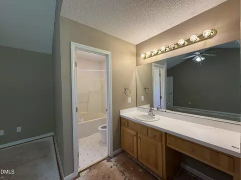 Bath - 1523 Middle Ridge Dr, Willow Spring, NC 27592 photo 2 of 3