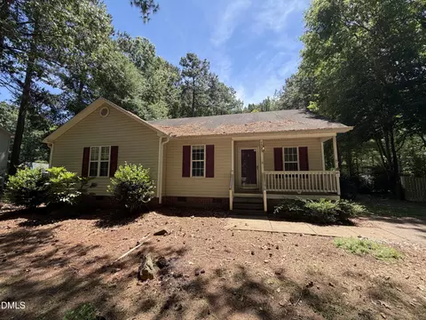 1523 Middle Ridge Dr, Willow Spring, NC 27592