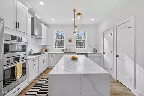 2944 Chapel Hill Rd, Durham, NC 27707