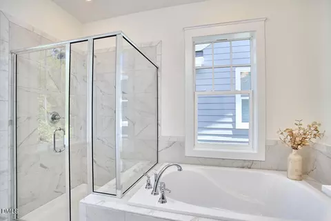 Bath - 1003 Whitehall Cir, Durham, NC 27713 photo 4 of 6