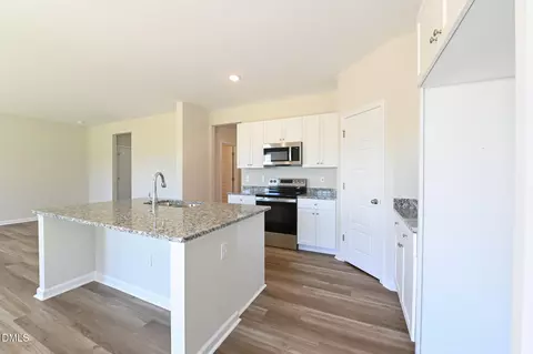 Kitchen - 19 Baxley Dr, Dunn, NC 28334 photo 2 of 2