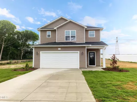 19 Baxley Dr, Dunn, NC 28334