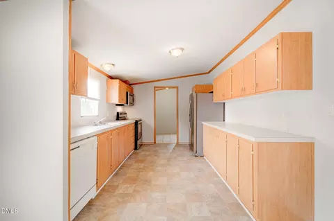 10037 Smith Rd, Middlesex, NC 27557 photo 6