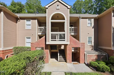 101 Marbury Ct #LC, Cary, NC 27513