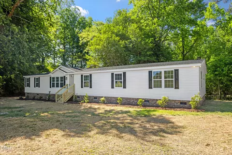 830 Blue Pond Rd, Clayton, NC 27520