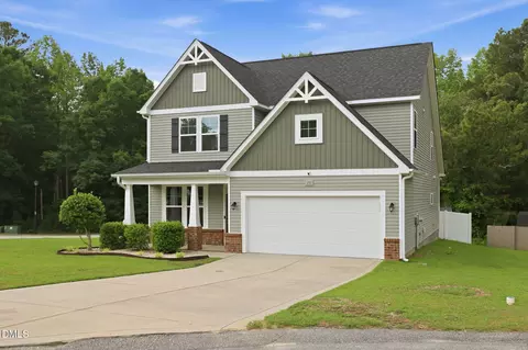 15 Dandelion Pl, Spring Lake, NC 28390