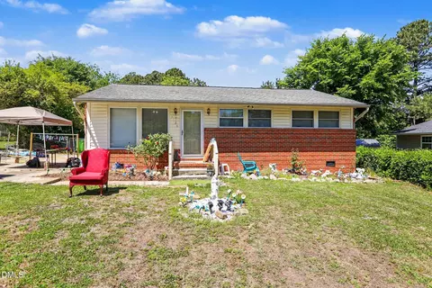 2120 Gilliam Ln, Raleigh, NC 27610