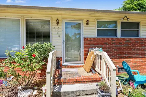 2120 Gilliam Ln, Raleigh, NC 27610
