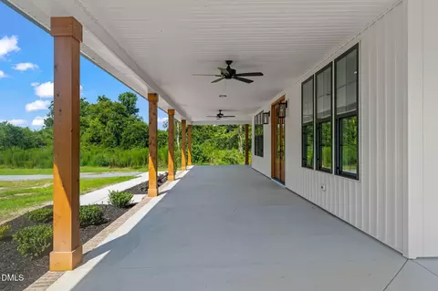 Exterior - 300 Avery Rd, Erwin, NC 28339 photo 2 of 5