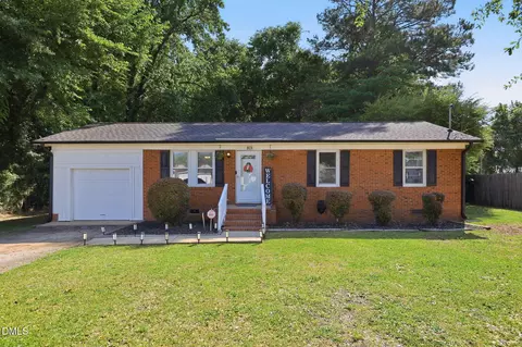 801 S Sampson Ave, Dunn, NC 28334