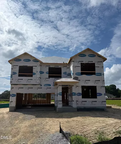 223 Mistflower Ln, Fuquay Varina, NC 27526