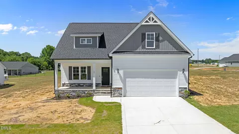 101 Baileys Pl, Pikeville, NC 27863
