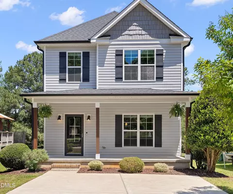 103 Cottage Ct, Youngsville, NC 27596