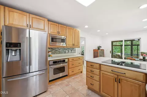 Kitchen - 215 E Deer Run, Apex, NC 27523 photo 3 of 5
