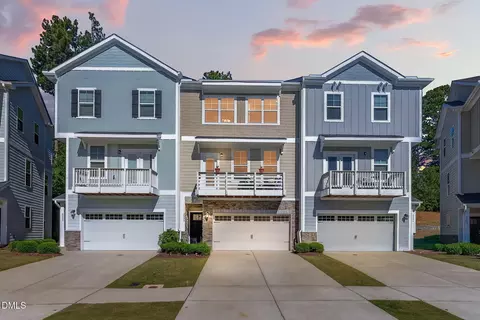 2246 Red Knot Ln, Apex, NC 27502