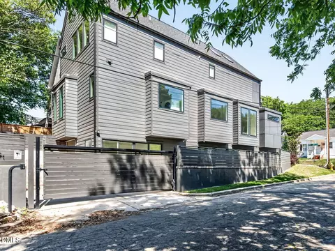 Exterior - 618 E Cabarrus St, Raleigh, NC 27601 photo 2 of 7