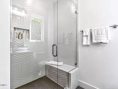 Bath - 618 E Cabarrus St, Raleigh, NC 27601 photo 3 of 7