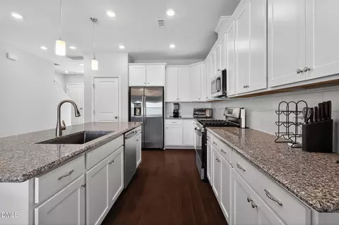 Kitchen - 1118 Commack Dr, Durham, NC 27703 photo 3 of 5