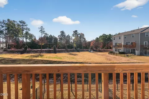 Exterior - 1118 Commack Dr, Durham, NC 27703 photo 3 of 4