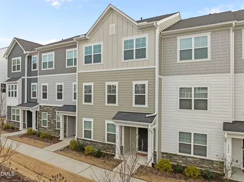 3104 Brellon Ln, Durham, NC 27703 photo 2