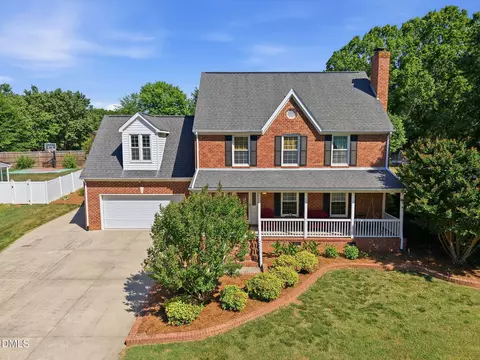 602 Driftwood Dr, Gibsonville, NC 27249