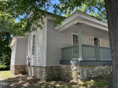 Exterior - 2306 Ashe St, Durham, NC 27703 photo 3 of 7